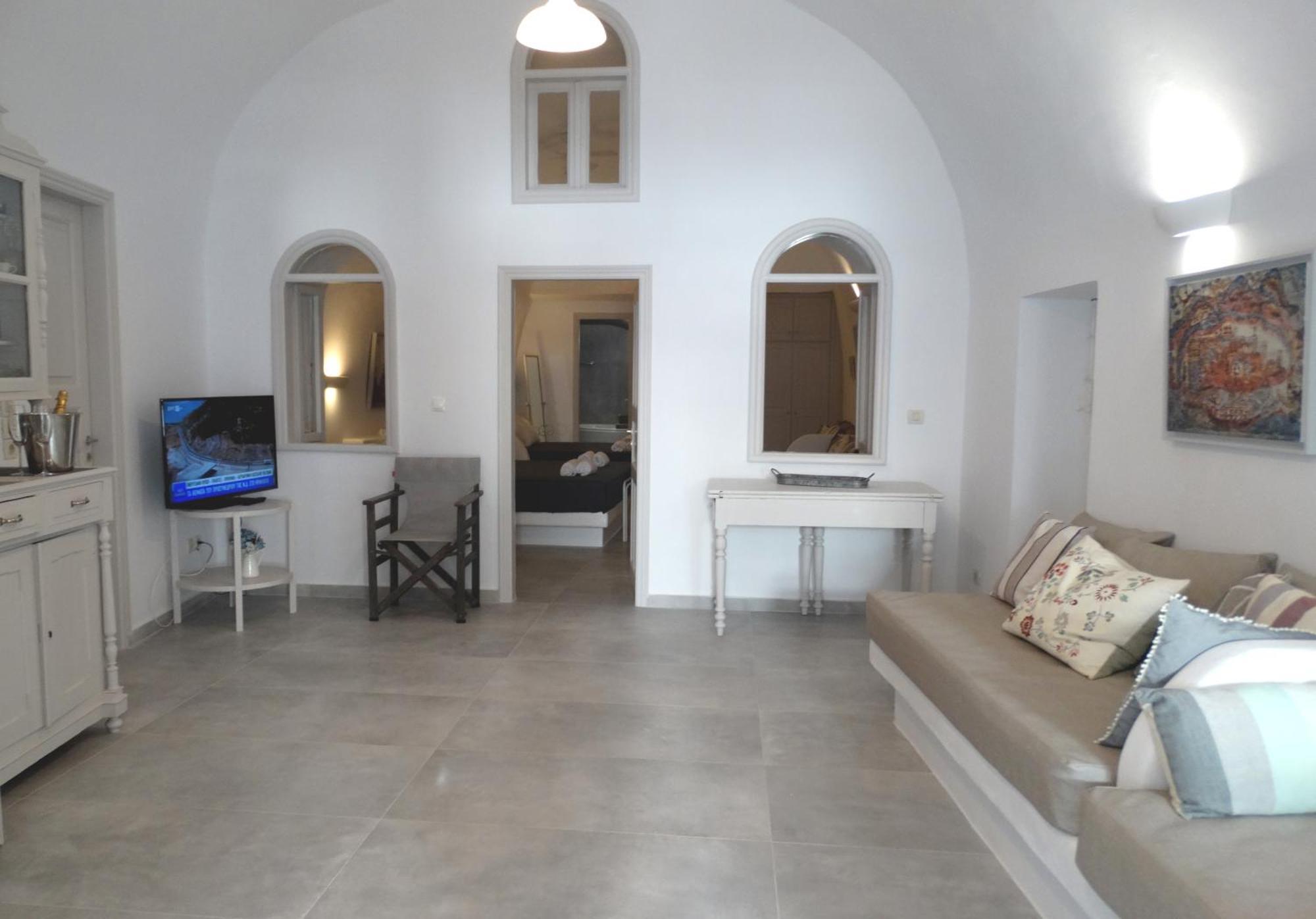 Yposkafo Suites - Villa - Santorini Fira  Ngoại thất bức ảnh